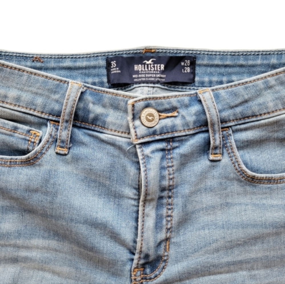 Hollister Mid‎ Rise Super Skinny Distressed Jeans EXCELLENT CONDITION!!!